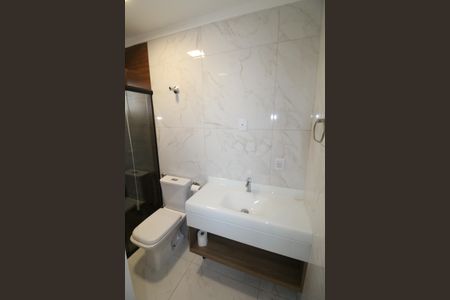 Casa para alugar com 90m², 4 quartos e 2 vagasBanheiro da Suíte