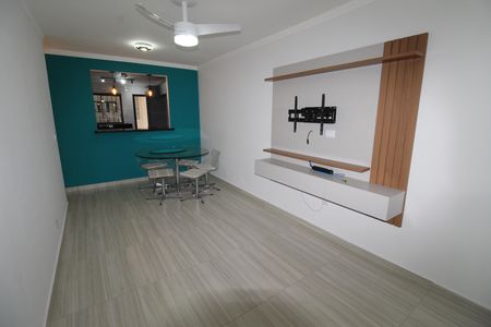 Casa para alugar com 90m², 4 quartos e 2 vagasSala