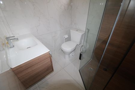 Casa para alugar com 90m², 4 quartos e 2 vagasBanheiro