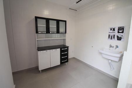 Casa para alugar com 90m², 4 quartos e 2 vagasQuintal