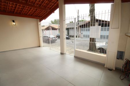 Casa para alugar com 90m², 4 quartos e 2 vagasGaragem