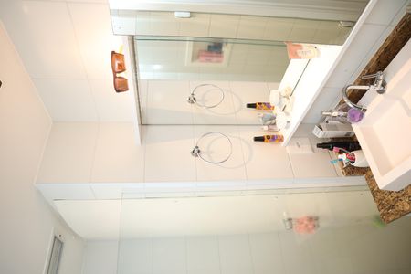Apartamento para alugar com 70m², 2 quartos e 1 vagaBANHEIRO 1