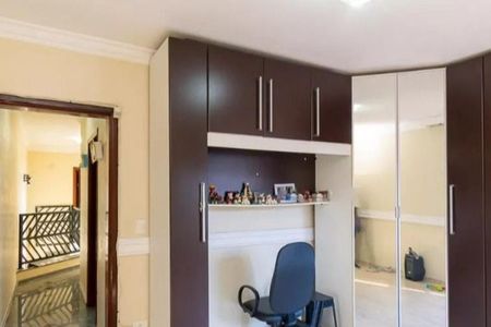 Casa à venda com 240m², 3 quartos e 6 vagas
