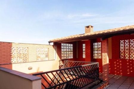 Casa à venda com 240m², 3 quartos e 6 vagas