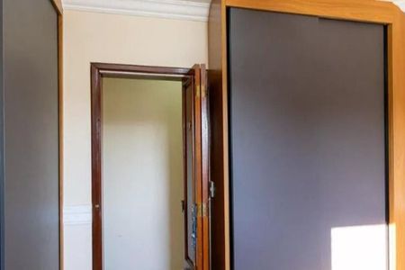 Casa à venda com 240m², 3 quartos e 6 vagas