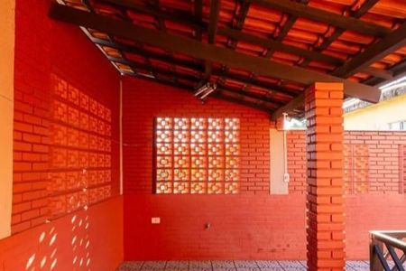 Casa à venda com 240m², 3 quartos e 6 vagas