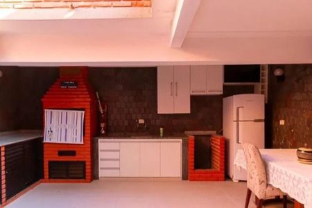 Casa à venda com 3 quartos, 240m² em Vila Alpina, São Paulo