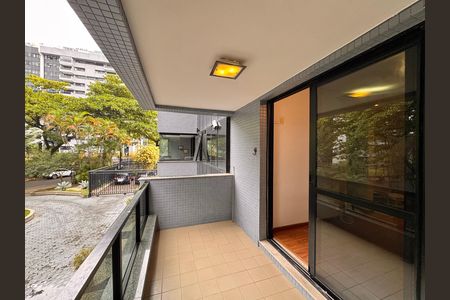 Apartamento à venda com 75m², 2 quartos e 1 vaga Apartamento à venda com 75m², 2 quartos e 1 vagaVaranda da Sala