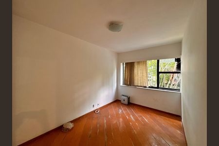 Apartamento à venda com 75m², 2 quartos e 1 vaga Apartamento à venda com 75m², 2 quartos e 1 vagaQuarto