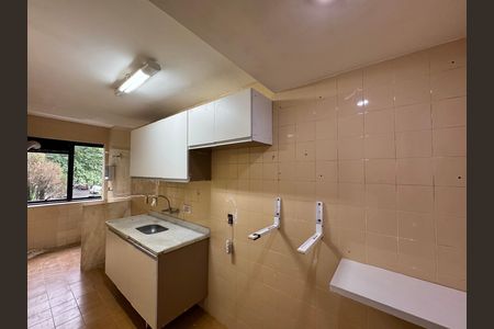 Apartamento à venda com 75m², 2 quartos e 1 vaga Apartamento à venda com 75m², 2 quartos e 1 vagaCozinha