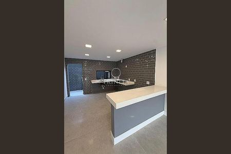 Casa à venda com 230m², 4 quartos e 1 vaga
