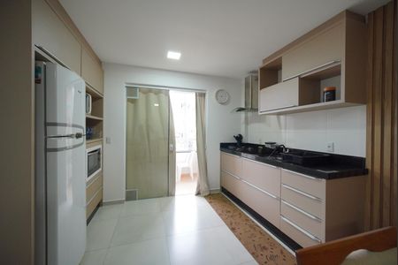 Apartamento para alugar com 68m², 2 quartos e 1 vagaCozinha