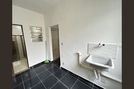 Casa para alugar com 100m², 2 quartos e sem vagaÁrea de Serviço