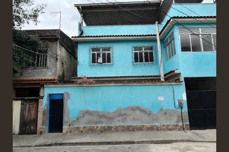 Casa para alugar com 100m², 2 quartos e sem vagaFachada + placa
