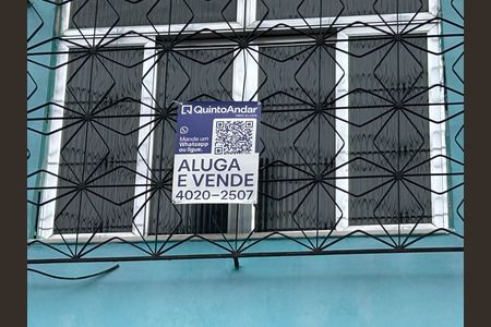 Casa para alugar com 100m², 2 quartos e sem vagaFachada + placa