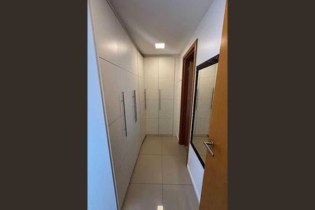 Apartamento à venda com 186m², 4 quartos e 2 vagas