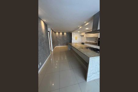 Apartamento à venda com 186m², 4 quartos e 2 vagas