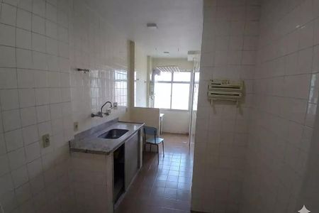 Apartamento à venda com 74m², 2 quartos e 1 vaga