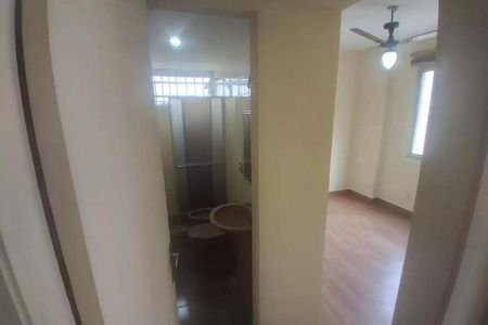 Apartamento à venda com 74m², 2 quartos e 1 vaga