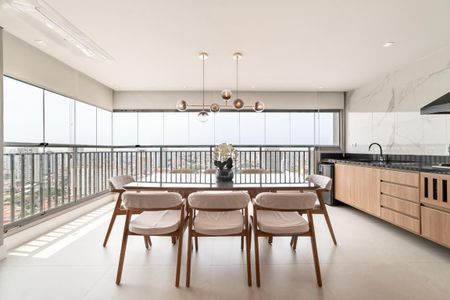 Apartamento à venda com 130m², 2 quartos e 2 vagas