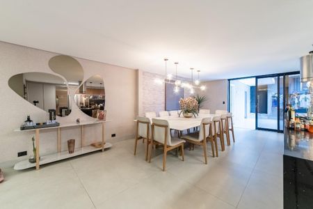 Casa à venda com 3 quartos, 204m² em Tatuapé, São Paulo