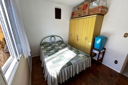 Casa à venda com 62m², 2 quartos e 1 vaga