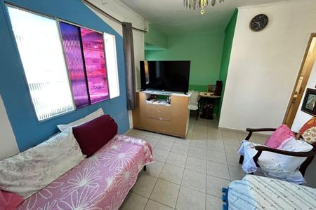 Casa à venda com 62m², 2 quartos e 1 vaga