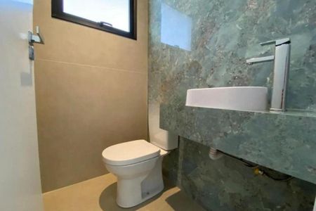 Casa à venda com 232m², 3 quartos e 4 vagas