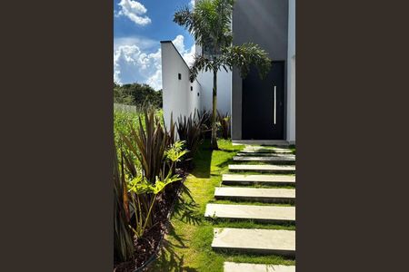 Casa à venda com 232m², 3 quartos e 4 vagas