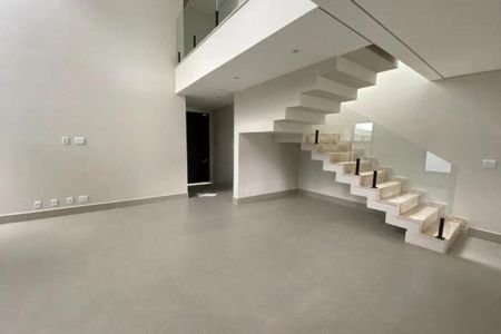 Casa à venda com 232m², 3 quartos e 4 vagas