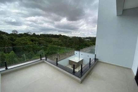 Casa à venda com 232m², 3 quartos e 4 vagas