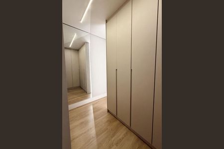 Apartamento para alugar com 3 quartos, 123m² em Alphaville Empresarial, Barueri