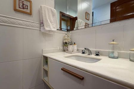 Apartamento à venda com 198m², 3 quartos e 3 vagas