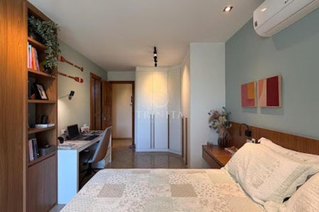 Apartamento à venda com 198m², 3 quartos e 3 vagas
