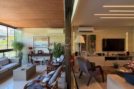 Apartamento à venda com 198m², 3 quartos e 3 vagas