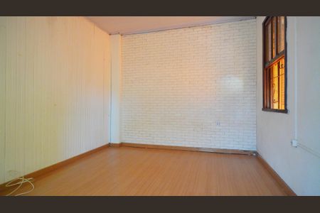 Quarto 1 de casa para alugar com 2 quartos, 100m² em Petrópolis, Porto Alegre