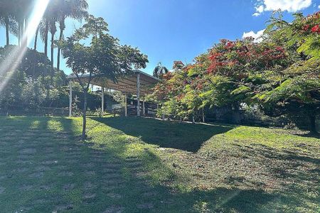Casa à venda com 500m², 4 quartos e 4 vagas
