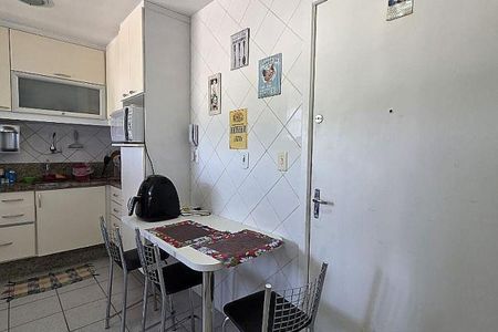 Apartamento à venda com 80m², 2 quartos e 1 vaga
