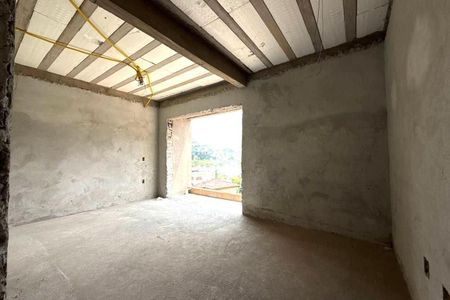 Casa à venda com 4 quartos, 310m² em Parque Sinai, Santana de Parnaíba
