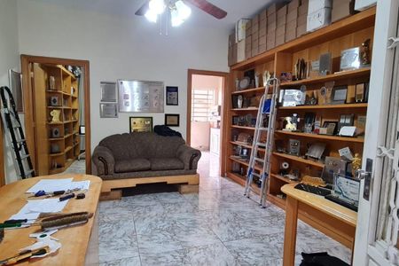Casa à venda com 6 quartos, 200m² em Vila Monumento, São Paulo