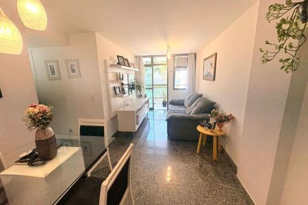 Apartamento à venda com 80m², 2 quartos e 1 vaga