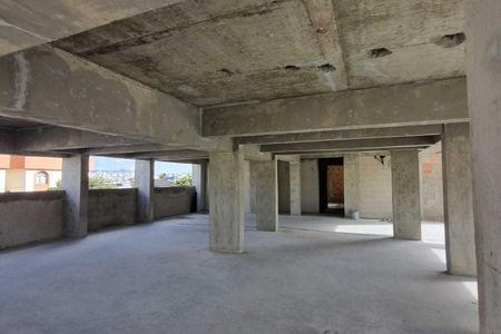Apartamento à venda com 67m², 2 quartos e 1 vaga