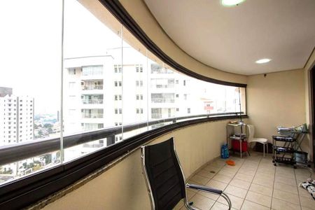 Apartamento à venda com 141m², 3 quartos e 6 vagas