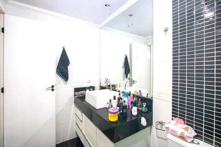 Apartamento à venda com 141m², 3 quartos e 6 vagas