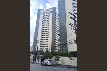 Apartamento à venda com 141m², 3 quartos e 6 vagas
