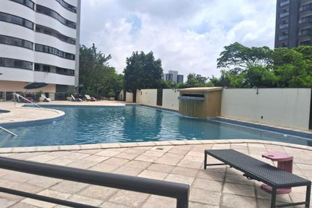 Apartamento à venda com 141m², 3 quartos e 6 vagas