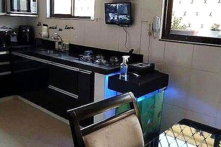 Casa à venda com 287m², 3 quartos e 2 vagas