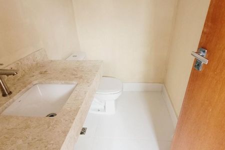 Casa à venda com 196m², 3 quartos e 2 vagas