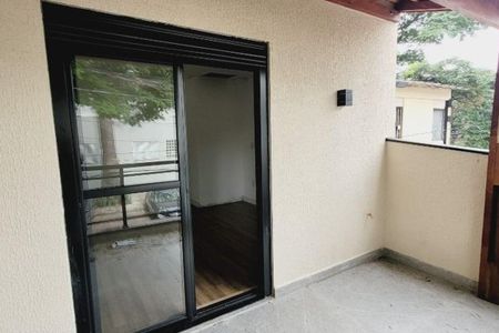 Casa à venda com 196m², 3 quartos e 2 vagas