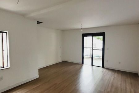 Casa à venda com 196m², 3 quartos e 2 vagas